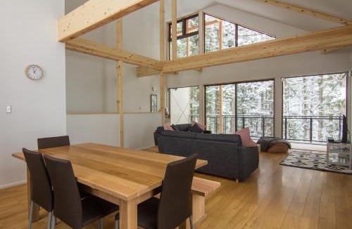 Happo Ski Chalet | Alps Retreat Chalet by Morino