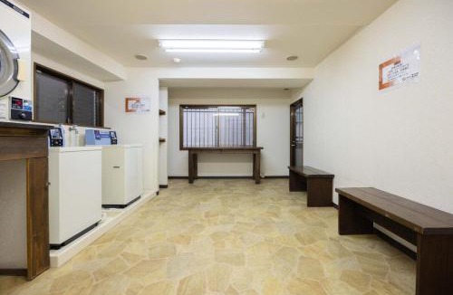 Nishi Apartment | 横浜浅間町4丁目102