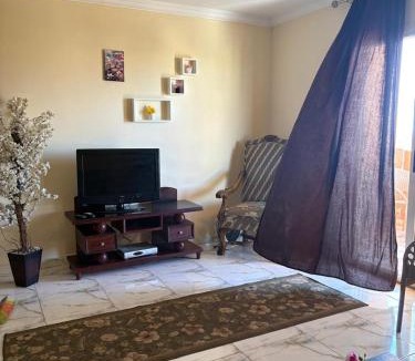 Al-Hammam Apartment | شالية ديمورا للعائلات