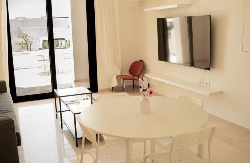 El Gouna Apartment | Nayah Stays, El Gouna Ancient Sands Pool-Golf View
