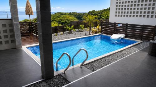 Motobu Villa | 風の音