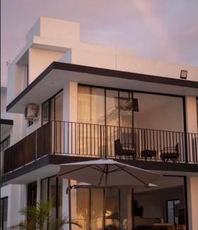 Paita Villa | Las Velas Colán Luxury Beachfront House with Pool