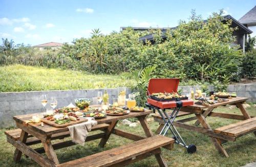 Shoshi House | 最大15名可 BBQ可の庭付き一軒家 ビーチまで車10分 静かな今帰仁の隠れ家 Jung Nest Okinawa ジャングネスト沖縄