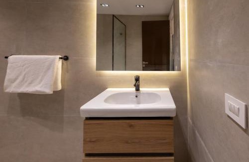 Zamalek Apartment | Huge 5BR Zamalek Duplex 11 Beds Central Area
