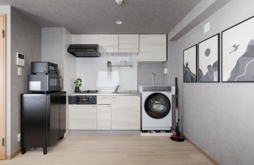 Nishishinsaibashi Apartment | NEW OPEN! Shinsaibashi 4 min Dotonbori 5 min 4 Beds 35m2 Apartment