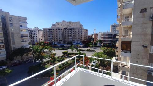 Al-Muntazah Apartment | Mamorah beach , 3 bedrooms & living room, families only