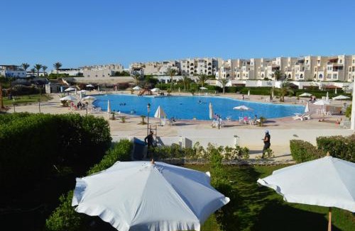 Al-Hammam Ski Chalet | Pool View Chalet