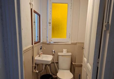 Al-'Atarin House | AL- Mazareta I Alexandria downtown l Economic Bedroom I For Men only I