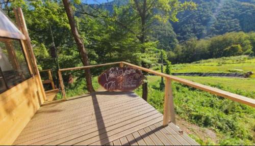 Yuzawa House | ペルセウス座流星群の体験 Villa Dottaru 土樽の自然に囲まれた大人の秘密基地