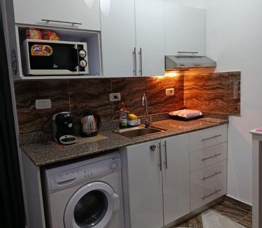 Sheraton Road -Sakkala Apartment | Sherathon studio Sheri