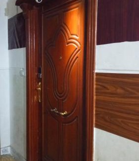 Al-Muntazah Apartment | fayrouzat elmndara near the sea with garden vew