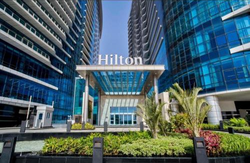 Cairo Apartment | شقة فندقية فاخرة بإطلالة ساحرة على النيل والأهرامات هيلتون النيل المعادي