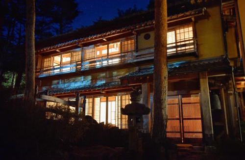 Nagawa Villa | 24時間源泉かけ流しを ひとりじめできる 一棟貸しVilla安曇野