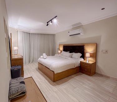 Maadi Apartment | شقة فاخرة بإطلالة مباشرة على النيل الدور 23 Luxury Nile View Apartment 23rd Floor
