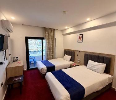 Akhmim Hotel | فندق ميريت امون سوهاج