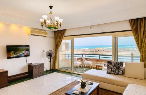 Ar-Raml 1 Apartment | ALEX HOMES - Gleem Cozy Apartments Direct sea view