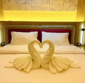Cairo Apartment | Luxury 1BR with Nile View at Hilton Hotel