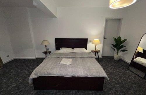 An-Nuzhah Apartment | Luxury house, near to airport, AC, Wifi