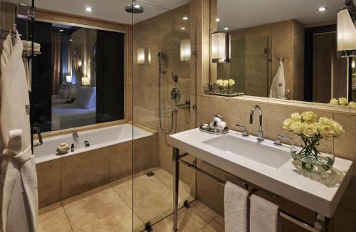 Downtown Cairo Hotel | Fairmont Nile City