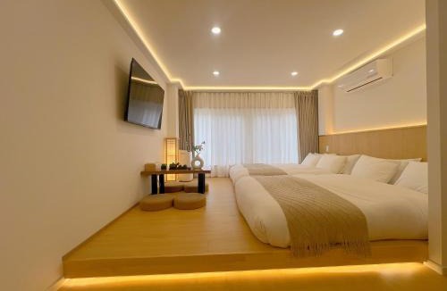 Yushima House | star house akihabara ueno tokyo