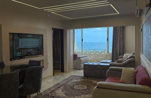 Al-Muntazah Apartment | Seaview 3-bedrooms chalet in maamoura beach resort , Alexandria