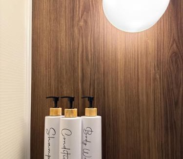 Tomigaya Apartment | Yoyogi Park Retreat