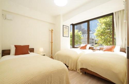 Uchikanda Apartment | 4 min walk to Otemachi station! 12 min walk to Tokyo Station! Spacious 3LDK, large glass windows with good lighting, elevator, convenient transportation, walking distance to the Imperial Palace!