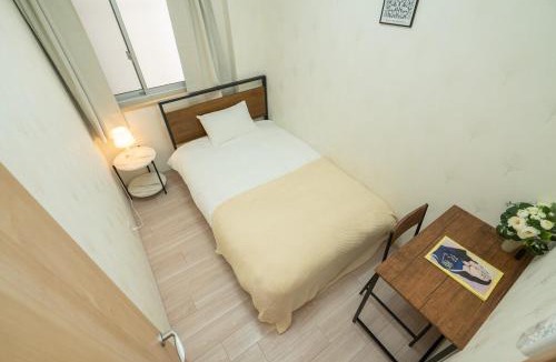 Uchikanda Apartment | 4 min walk to Otemachi station! 12 min walk to Tokyo Station! Spacious 3LDK, large glass windows with good lighting, elevator, convenient transportation, walking distance to the Imperial Palace!