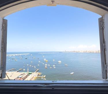 Al-Jumruk Apartment | Qaitbay Citadel View