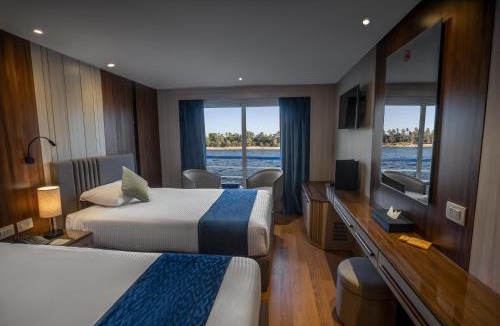 Nile River Luxor Hotel | Renaissance Nile Cruise - Every Saturday from Luxor To Aswan for 4 Nights , and every Wednesday from Aswan To Luxor for 3 Nights