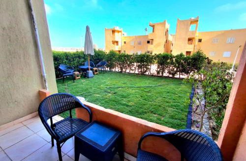 Dawwar Saqr Apartment | Doplex Beach Chalet with Private Garden in Reem ElFala Resort