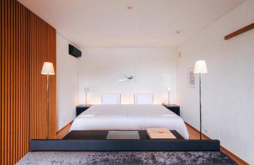 Tobe-cho Hotel | 時地人 - JIJIJIN Matsuyama
