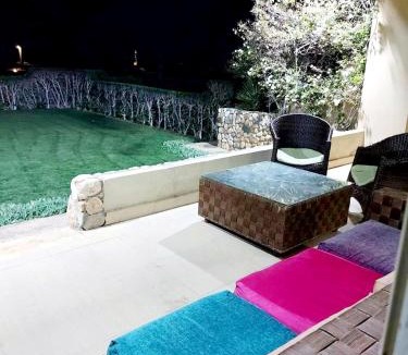 Ras Sudar Ski Chalet | Mousa Coast aquapark view chalet with garden-families only