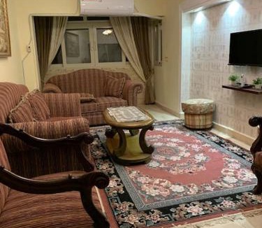Al-Jumruk Apartment | 3-Bedroom Apartment with Stunning Sea-Side View