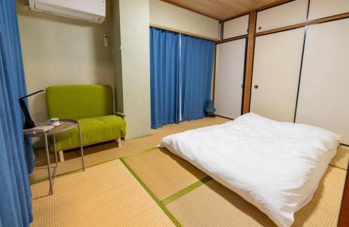 Sakura Apartment | 301号室貸切！2DK/京成佐倉駅徒歩3分・電車成田空港20分・京成上野直結！厨房/風呂/畳/4名