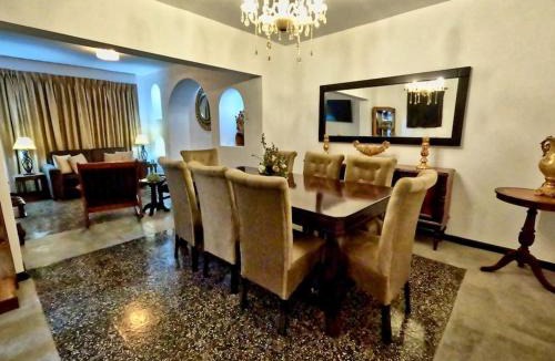 Chancay House | Casa Pacheco - Luxury 2BR/2BA w/Jacuzzi - Walk to Beach & Castle