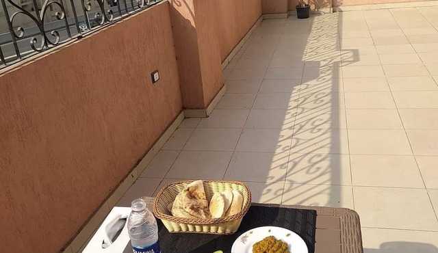Pyramids Road Guest House