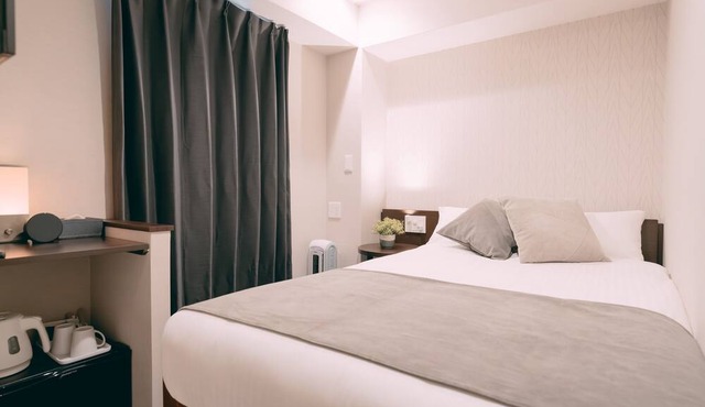R Hotel Honmachi in Osaka