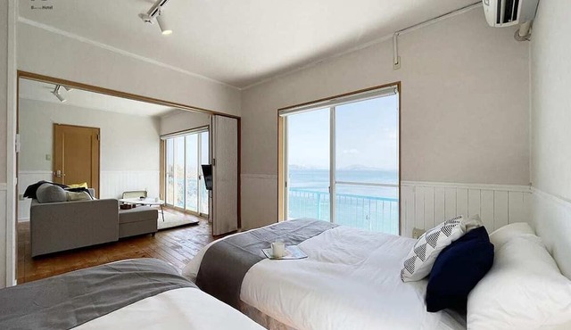 AO House in Suooshima