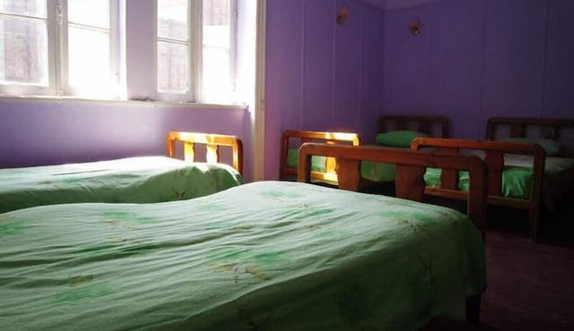 Safary Hotel - Hostel