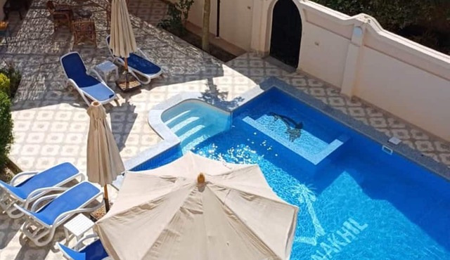 El Nakhil Hotel