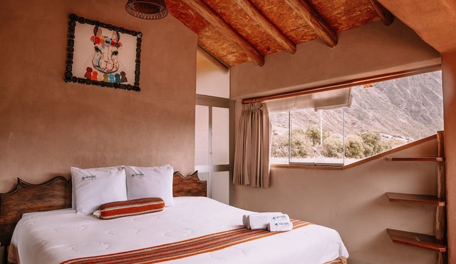 Inkasaire Lodge