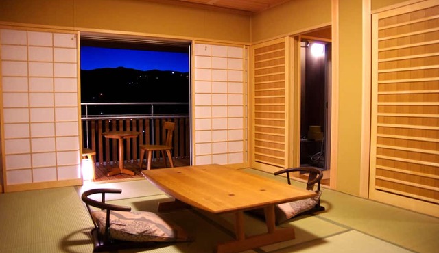 Gero Onsen Yukyunohana in Gero