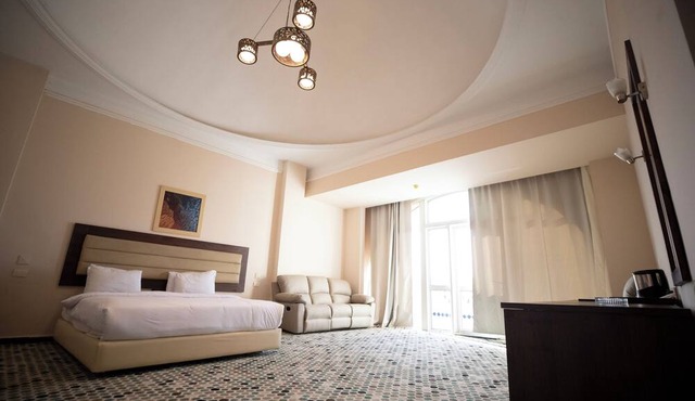 oriental grand plaza