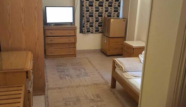 applicators hotel