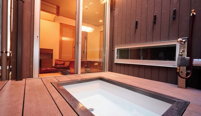 Asakusa Ryokan Vacation Rental Tokyokoso