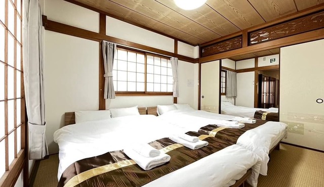4storey spacious detached house 1 car parking available 17 minutes from Namba Station 5 minute - Abeno Detached House /Osaka Ōsaka
