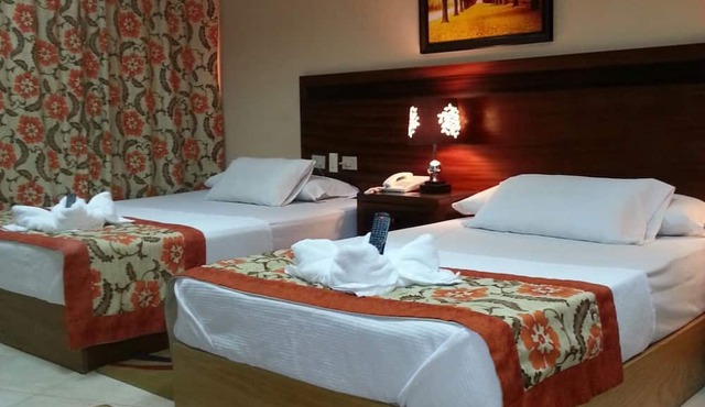 Glorious Hotel