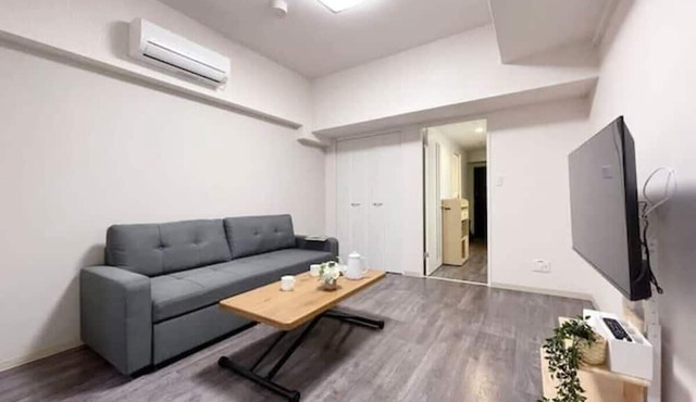 Modern 1 BR near Hondori District for 6 Ppl in Hiroshima