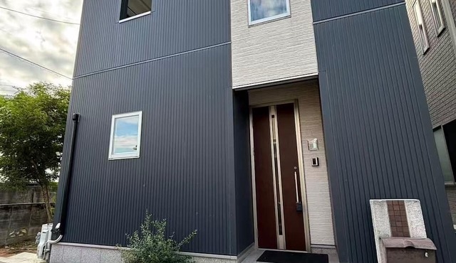 Twostorey modern design/Songshan City Ehime